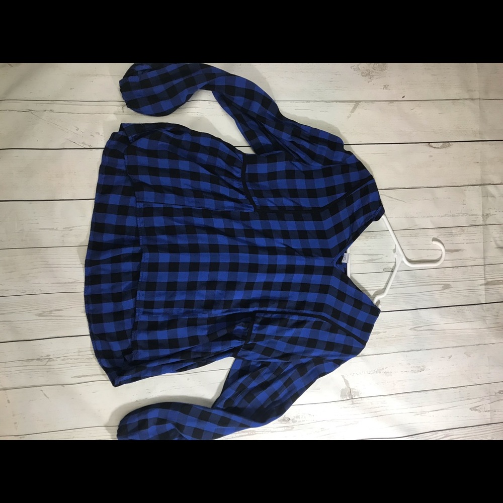 Old Navy Blue and Black Buffalo Plaid Top